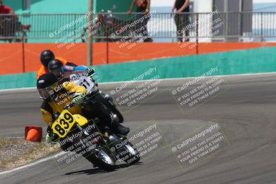 media/Apr-20-2025-AHRMA (Sun) [[393a79c373]]/Race/Group 5/Turn 4b/